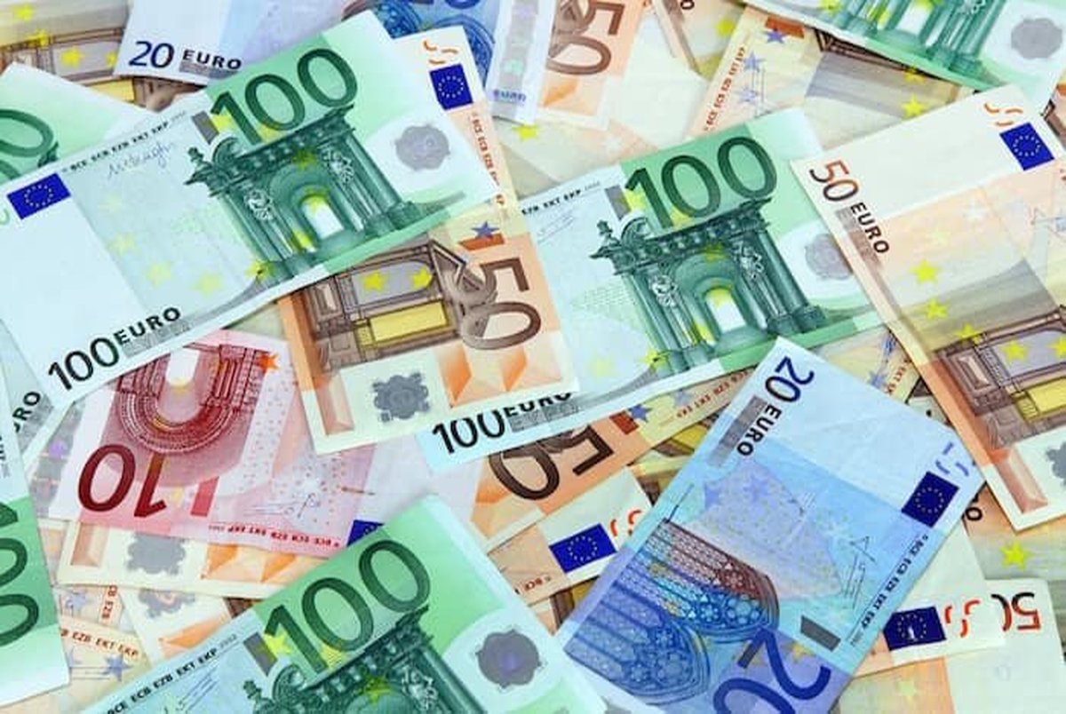 کشمکش یورو برای فرار از سایه بریگزیت