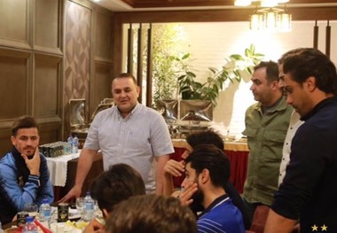 موسوی: خلیل‌زاده دروغ می‌گوید ، وزیر از او خواست استعفا کند
