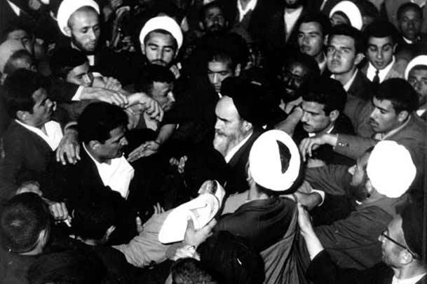 گزارشی مستند از روزهای آزادی امام خمینی(س) از زندان قیطریه