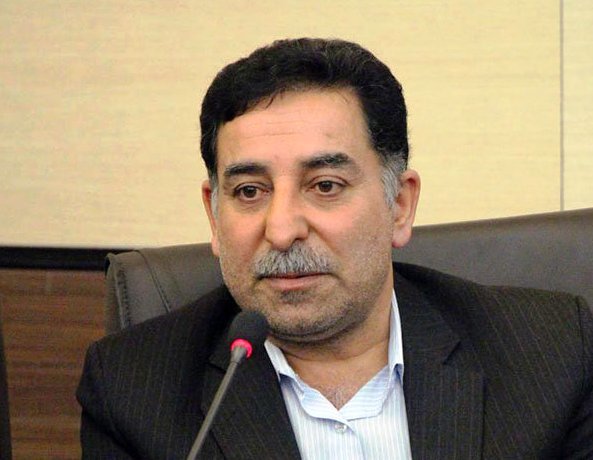 مدیرکل سیاسی استانداری یزد : انتخاب افراد با سابقه بالای 25 سال درسطح مدیران پایه ممنوع است