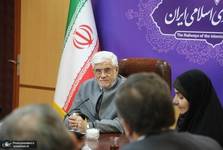 عارف: یا در میز مذاکره حقمان را خواهند داد یا در میدان آن را به‌دست می‌آوریم/ انبارهای کشور مملو از کالا است