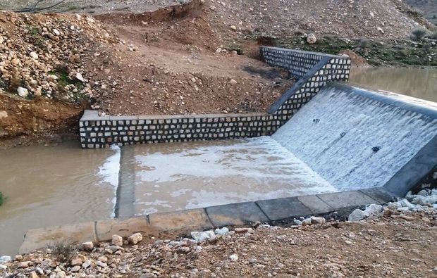 هفت پروژه آبخیزداری در چرداول اجرایی شد