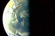 سلفی جالب کاوشگر خورشیدی هند با زمین و ماه