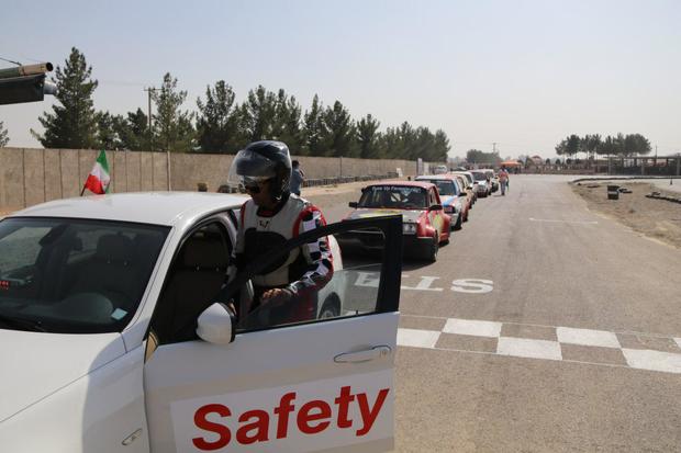 برترین های مسابقات اتومبیل رانی سرعت اصفهان مشخص شدند