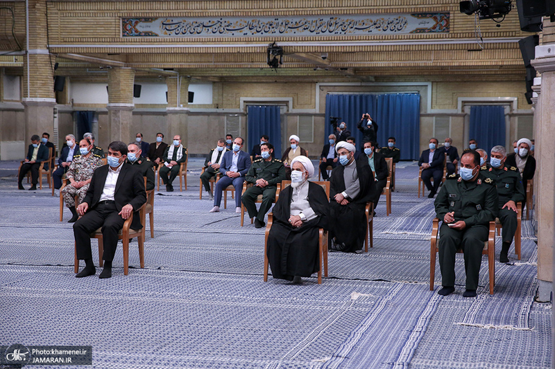 دیدار اعضای ستاد برگزاری کنگره ملّی بزرگداشت چهار هزار شهید استان یزد با رهبر معظم انقلاب