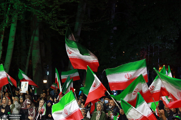 دانلود نماهنگ «باید برخاست» با نوای محسن محمدی پناه+ فایل صوتی 