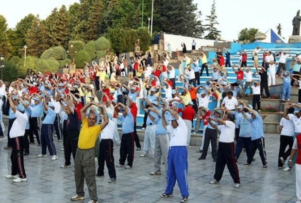 مردم استان تهران در بیش از یکهزار بوستان ورزش می کنند
