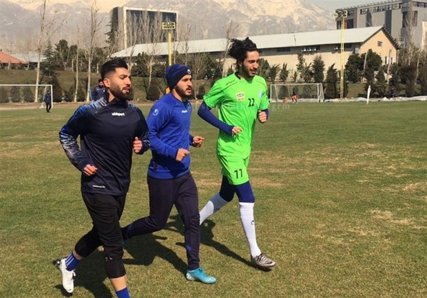 تمرین اختصاصی سه بازیکن استقلال + عکس
