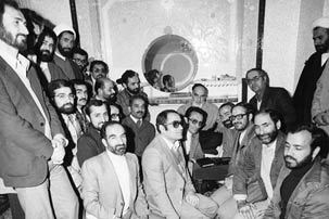 بازخوانی تاریخی / امام خمینی :اگر بروید سراغ مردم، دیگر دعوا پیش نمى‏آید