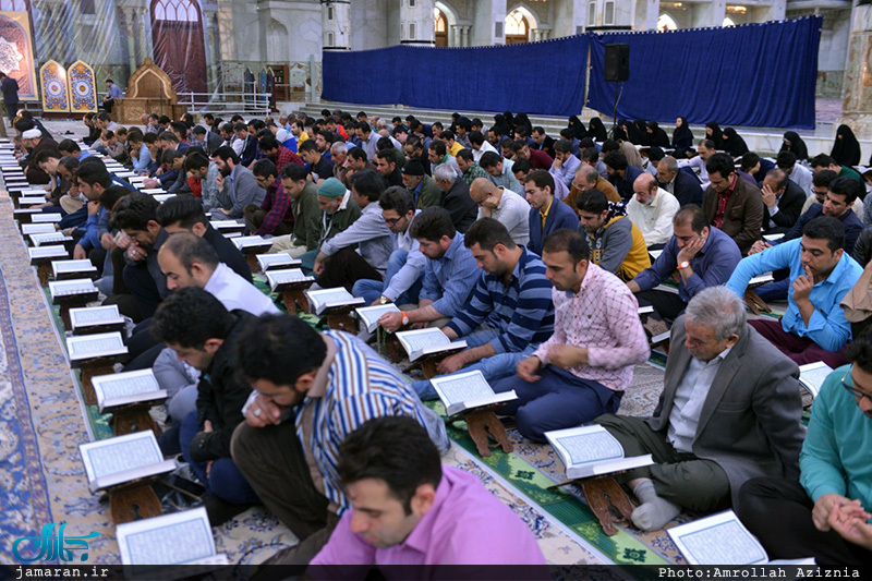 محفل انس با قرآن در حرم مطهر امام خمینی(س)