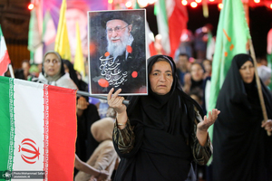 اجتماع عشایر فسا در حمایت از رزمندگان جبهه ی مقابله با دشمن آمریکایی - صهیونی