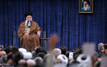 رهبر معظم انقلاب: نباید تردید کرد که عامل اصلی آنچه در سوریه اتفاق افتاد، در اتاق فرمان آمریکا و اسرائیل طراحی شده است/ برای این قرائنی داریم/ یک دولت همسایه سوریه هم در آن نقش دارد ولی نقشه‌کش اصلی آمریکا و رژیم صهیونیستی است