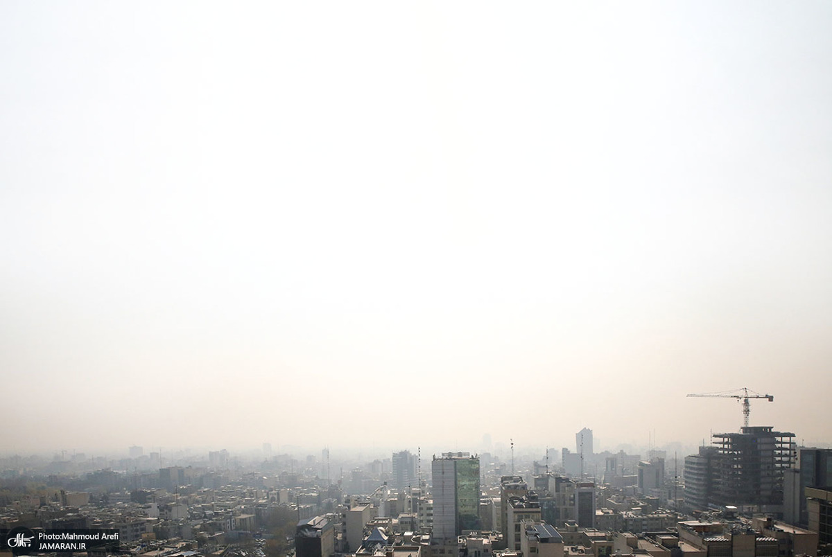 وزارت بهداشت: 13.9 درصد از مرگ‌ومیرهای ایران ناشی از آلودگی هوا است/ تهران نوزدهمین پایتخت‌ جهان از نظر آلودگی هوا شد