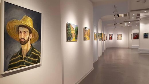 نمایشگاه آثار نقاشی هومن شکیبا در سنندج افتتاح شد