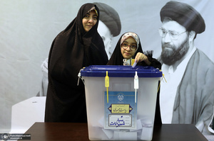 انتخابات ریاست جمهوری چهاردهم در حسینیه جماران - 7