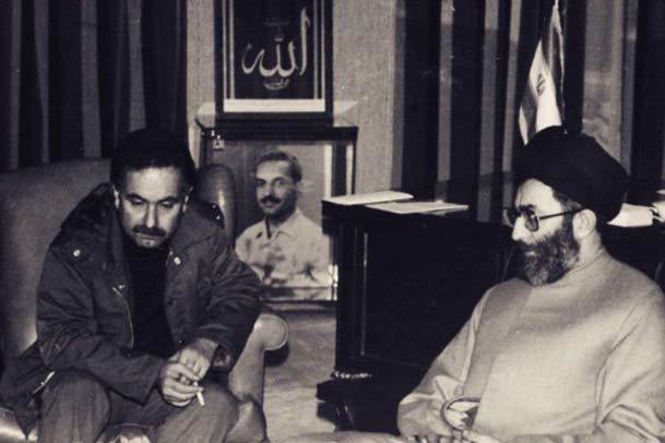 دیدار آیت الله خامنه ای با گل آقا+ عکس