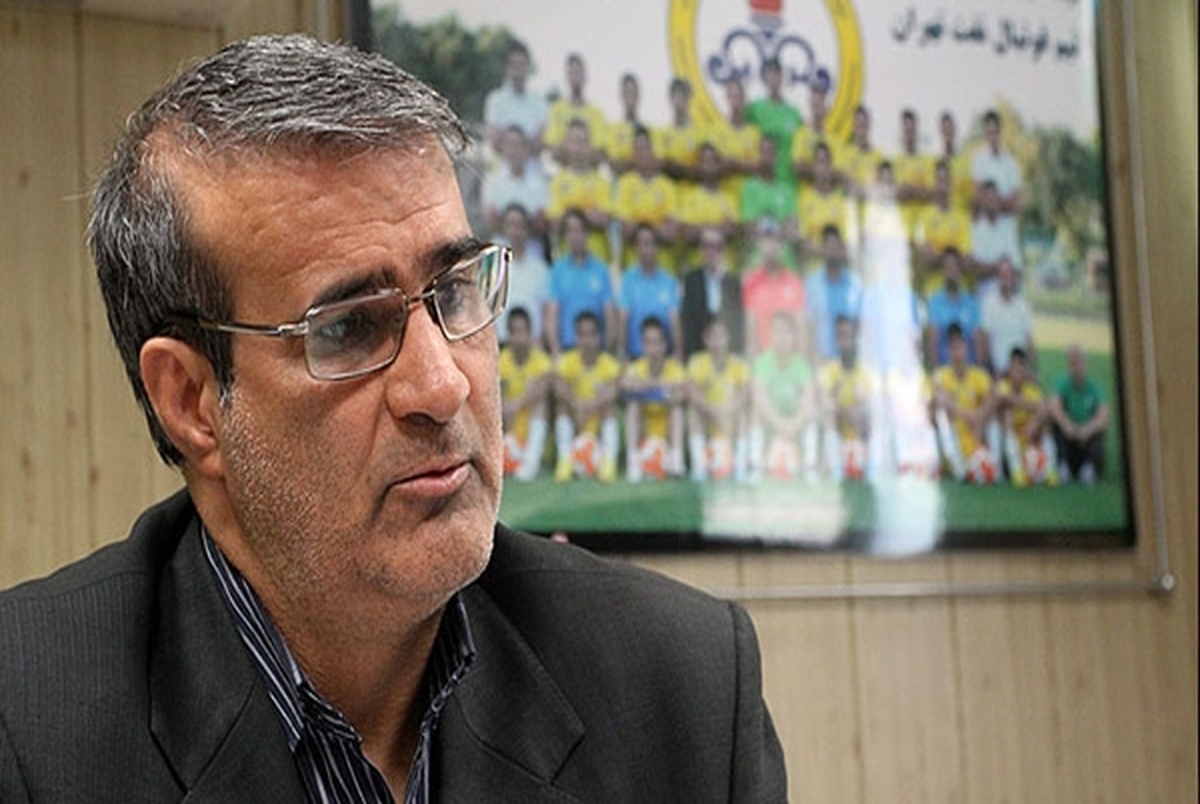 قنبرزاده: منصوریان اگر می تواند قراردادش را یک طرفه فسخ کند