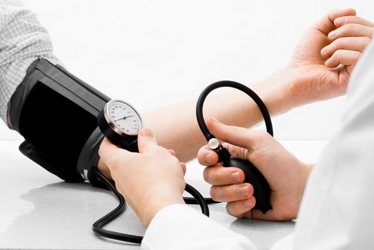۴ روش ساده برای کنترل اورژانسی فشار خون 