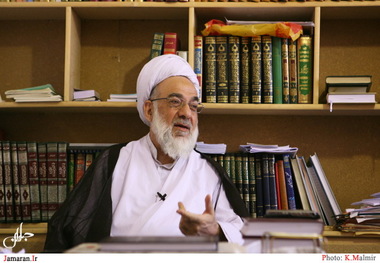 دوران مبارزه ورهبری امام  درگفتگو با  آیت الله گرامی