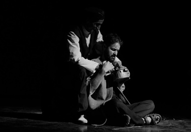 «پرواز ٧٣٧» در اردکان فرود آمد