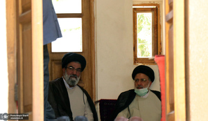 بازدید رئیس جمهوری از بیت تاریخی امام خمینی (س) در خمین