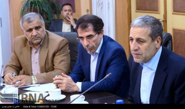 استانداربوشهر:مصوبه واردات 100 قلم کالای همراه ملوان اجرایی شود