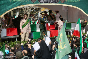 تشییع پیکرهای مطهر فرماندهان عالی‌رتبه نیروهای مسلح و جمعی از شهدای مردمی-1