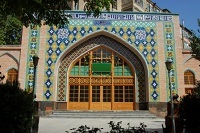 ظریف در مسجد کبود ایروان نماز خواند