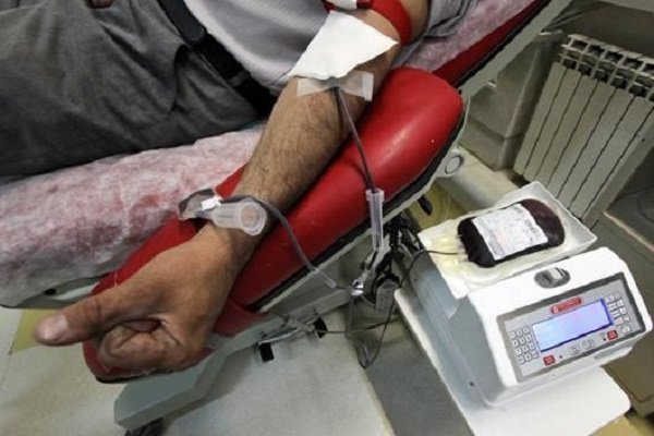 اهدای 430 واحد خون مردم قم به زلزله زدگان غرب کشور