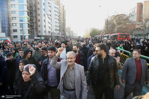 حضور سید حسن خمینی در اجتماع بزرگ مردم تهران
