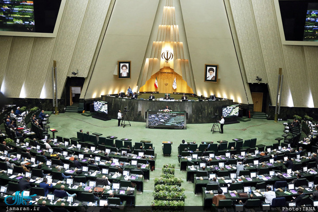  درخواست 42 عضو فراکسیون امید از لاریجانی برای برگزاری جلسات مجلس