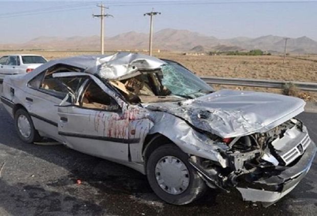 واژگونی خودرو در جاده بادرود- اردستان یک کشته و ۲ زخمی داشت