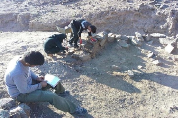 بقایای پل تاریخی 'آلاجوق' گرمی کشف شد