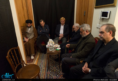 مراسم احیاء شب بیست و یکم ماه مبارک رمضان در منزل صادق خرازی 