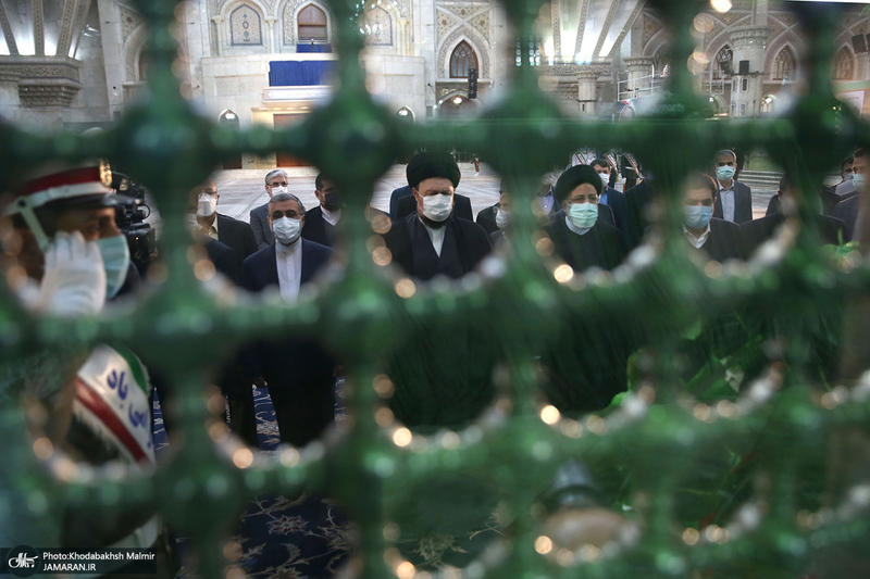 تجدید میثاق رئیس جمهور و اعضای دولت با آرمان های حضرت امام (س)