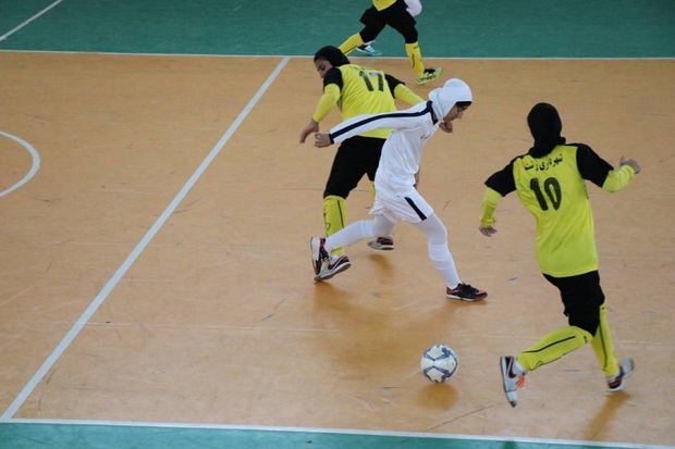 تیم فوتسال پارس آرا  شیراز مقابل حفاری اهواز شکست خورد