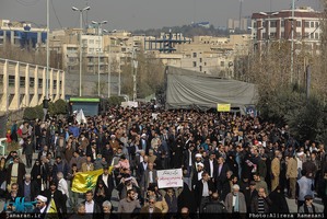 راهپیمایی نمازگزاران تهران در محکومیت اغتشاشات اخیر