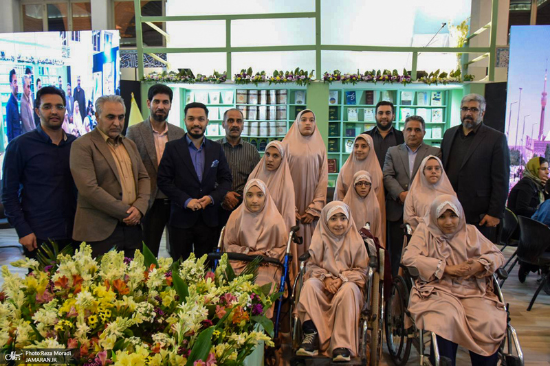  غرفه موسسه تنظیم و نشر آثار امام خمینی (س) در سی و سومین نمایشگاه بین المللی قرآن کریم-4