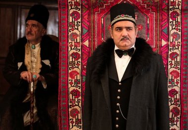 چرا در «آتش و باد» از لهجه استفاده نشده؟

