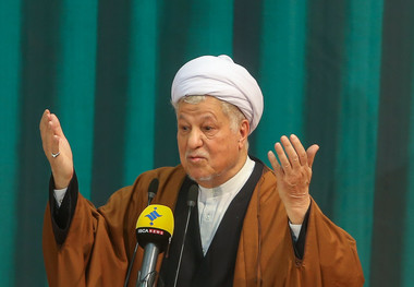 آیت‌الله هاشمی مردی بسیار باهوش، شجاع و صاحب اراده بود
