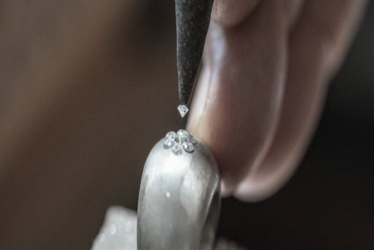 الماس‌های مصنوعی چگونه ساخته می‌شوند؟ 