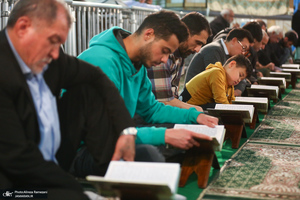 محفل انس با قرآن کریم در حرم مطهر حضرت عبدالعظیم حسنی (ع)