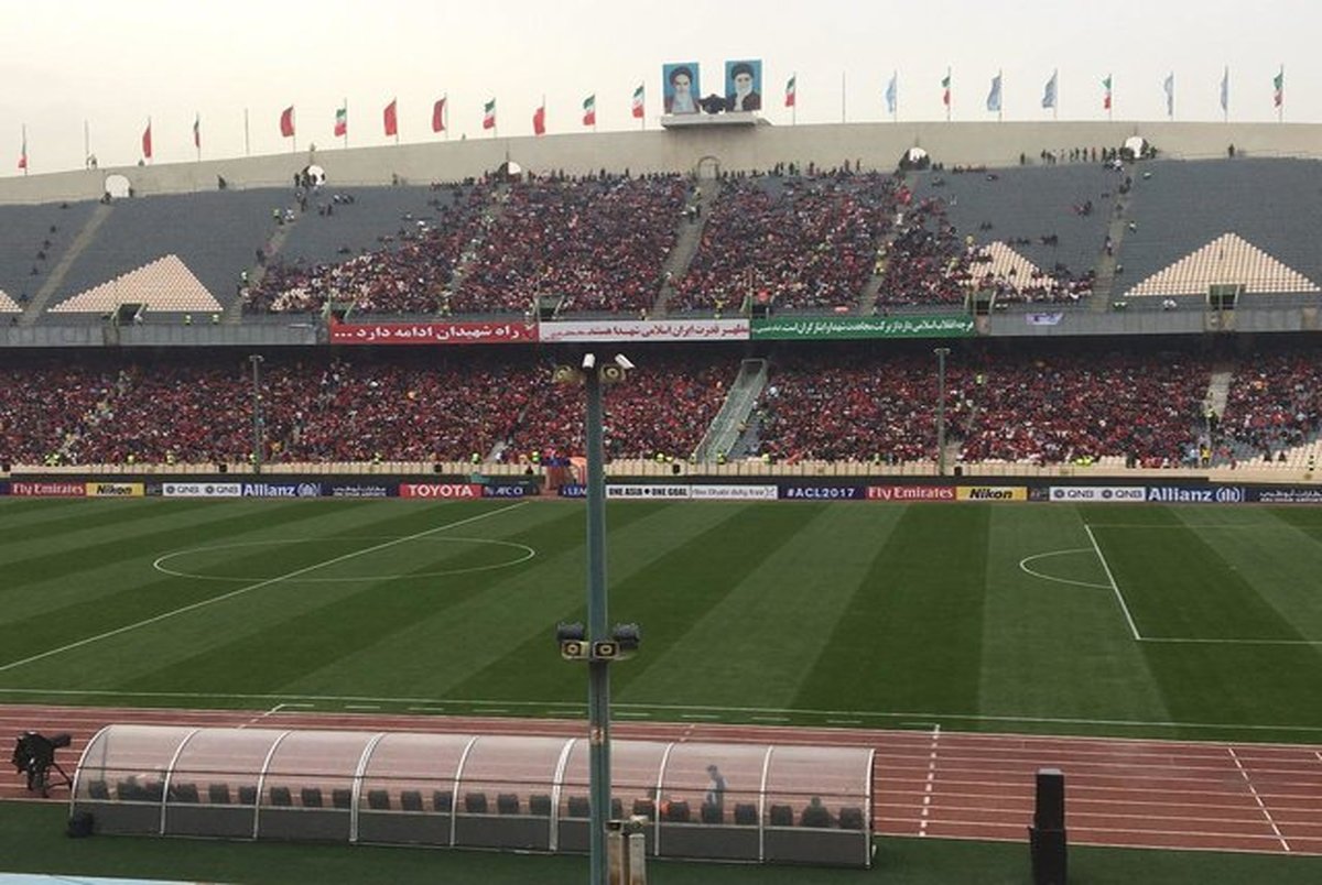 حضور ۳۵ هزار هوادار در استادیوم آزادی