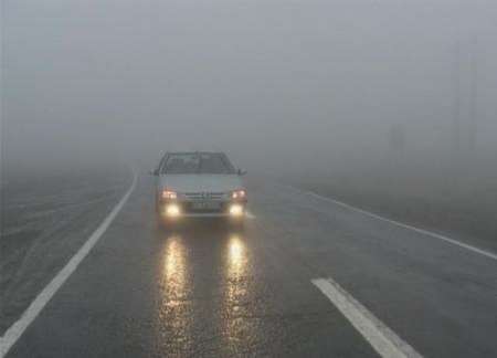 مه غلیظ دید افقی را در کردستان به کمتر از 50 متر کاهش داد