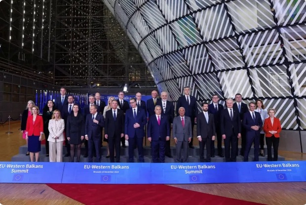 گاردین: اروپا هرگز در مورد اسرائیل به توافق نخواهد رسید، اما می‌تواند به غزه کمک کند