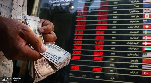 هشدار بانک مرکزی: خرید هیجانی ارز در نرخ‌های بالا پرریسک است  
