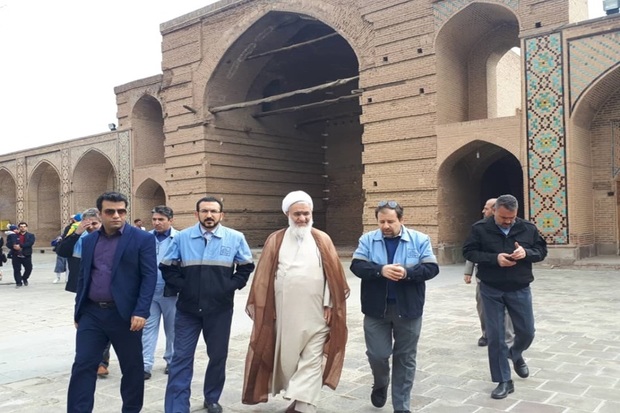 نماینده ولی فقیه در استان از مسجد جامع عتیق دیدن کرد