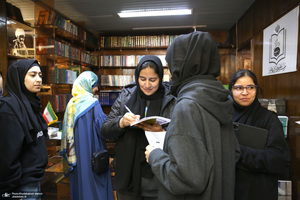 بازدید جمعی از دانشجویان خارجی دانشگاه تهران از جماران