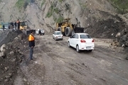 هشدار راهداری در باره خطر ریزش کوه در منطقه پارسی سوادکوه