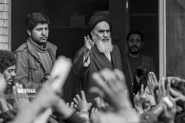 روزی که امام خمینی به مدرسه علوی رفتند/ آلبوم تصاویر
